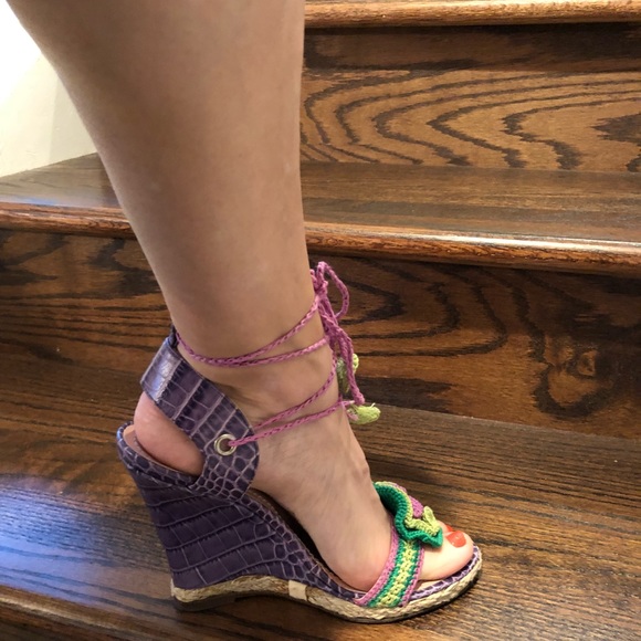 Gorgeous sky high Work in Progress Summer heels - Picture 6 of 8